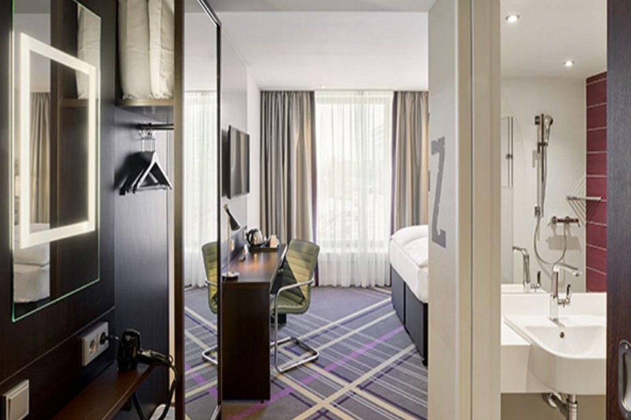 Premier Inn Berlin Alexanderplatz ภายนอก รูปภาพ