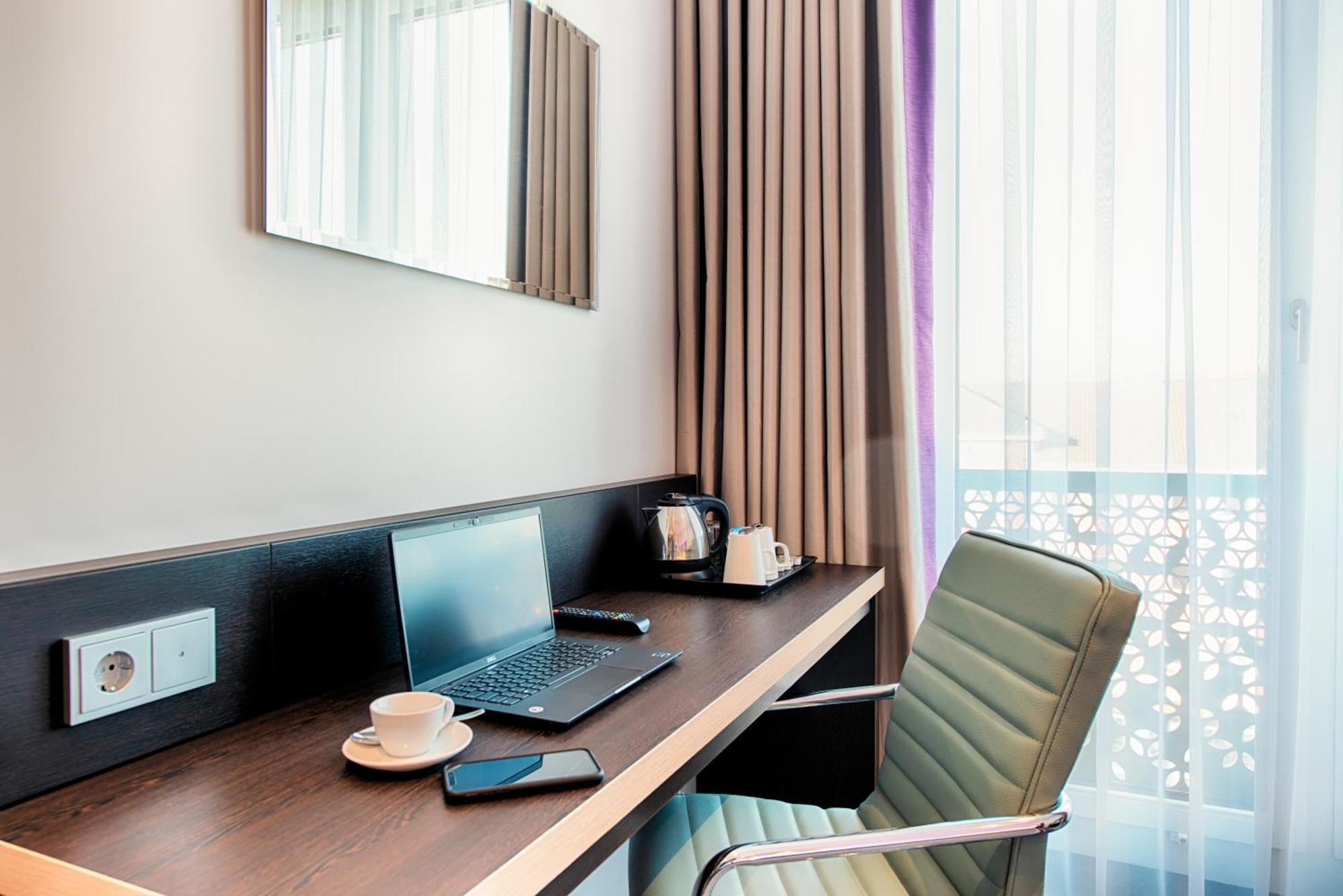 Premier Inn Berlin Alexanderplatz ภายนอก รูปภาพ